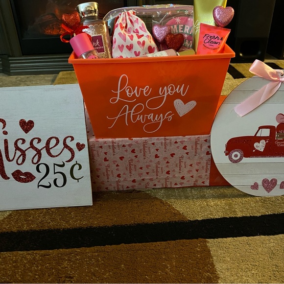 Valentines gifts - Picture 8 of 11